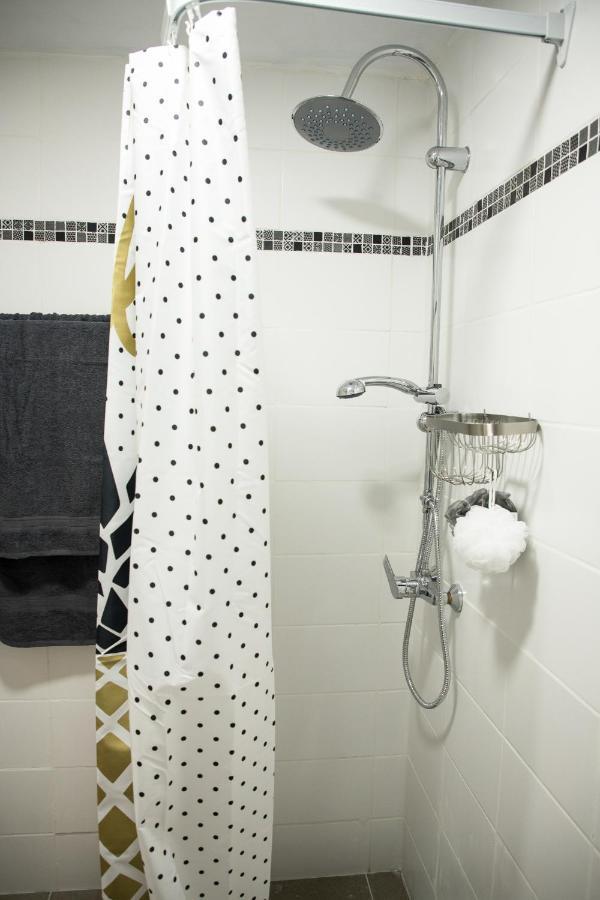 Diamerisma-Grafeio Apartment Piraeus Luaran gambar